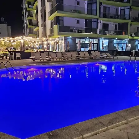 Pool & Mamaia Nord Alezzi